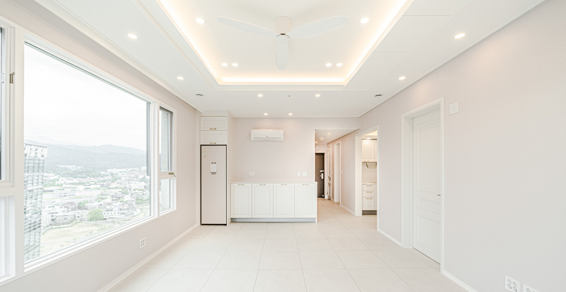 [아파트] 통일된 색감과 그렇지 않은 세련미, 객실 인테리어